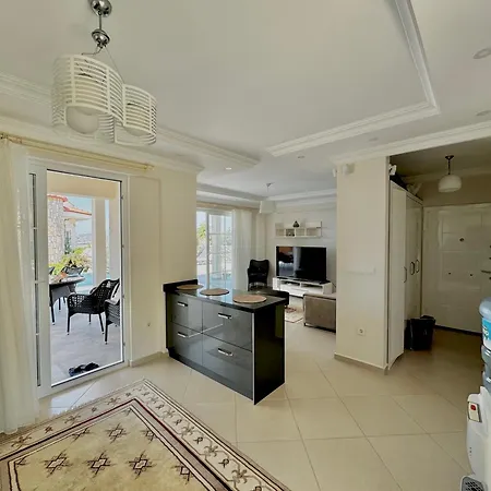 빌라 Serenity By Luxury Group 올루데니스