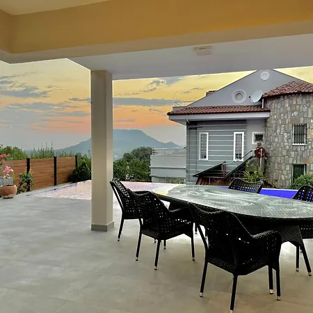 Serenity By Luxury Group *